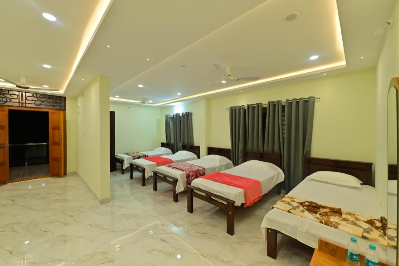 Gokula Homestay Subrahmanya エクステリア 写真