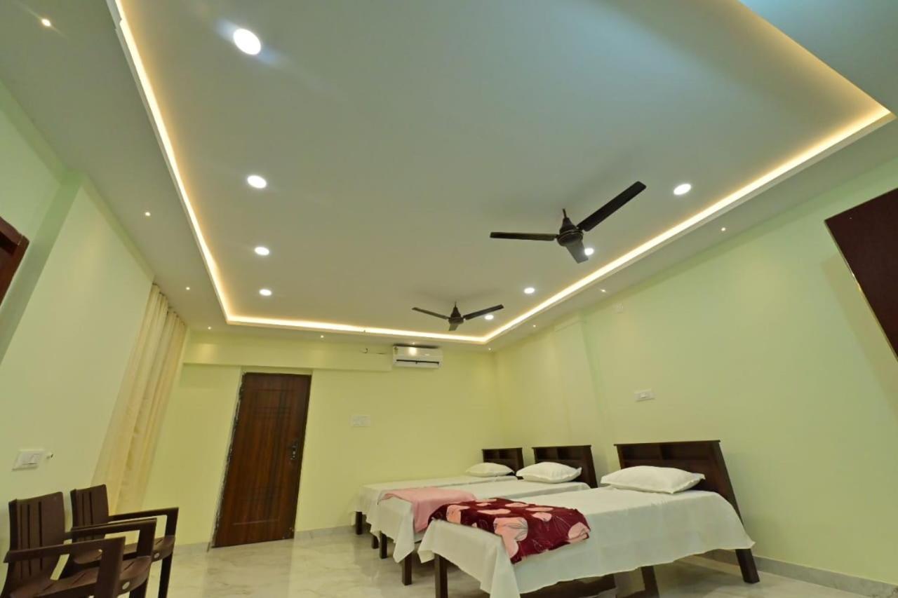 Gokula Homestay Subrahmanya エクステリア 写真