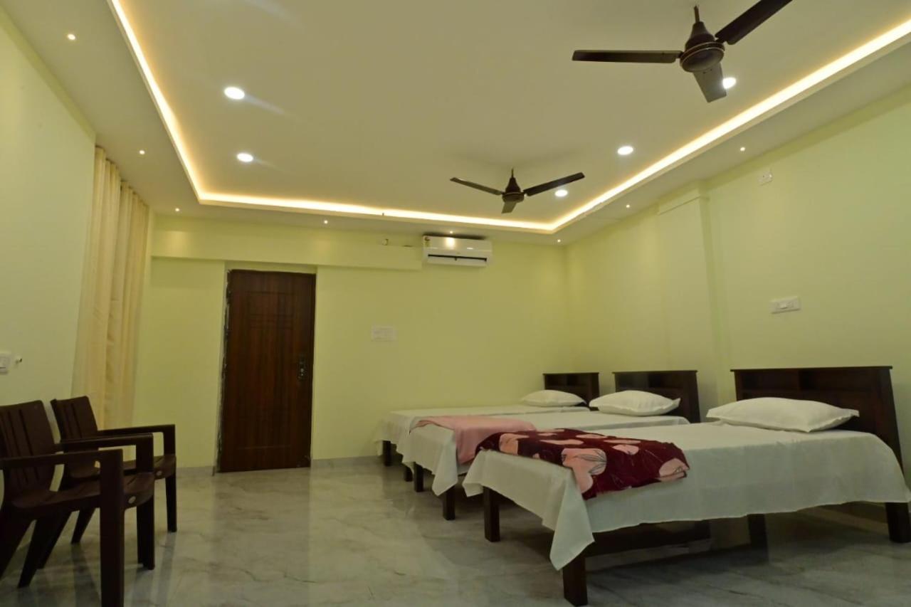 Gokula Homestay Subrahmanya エクステリア 写真