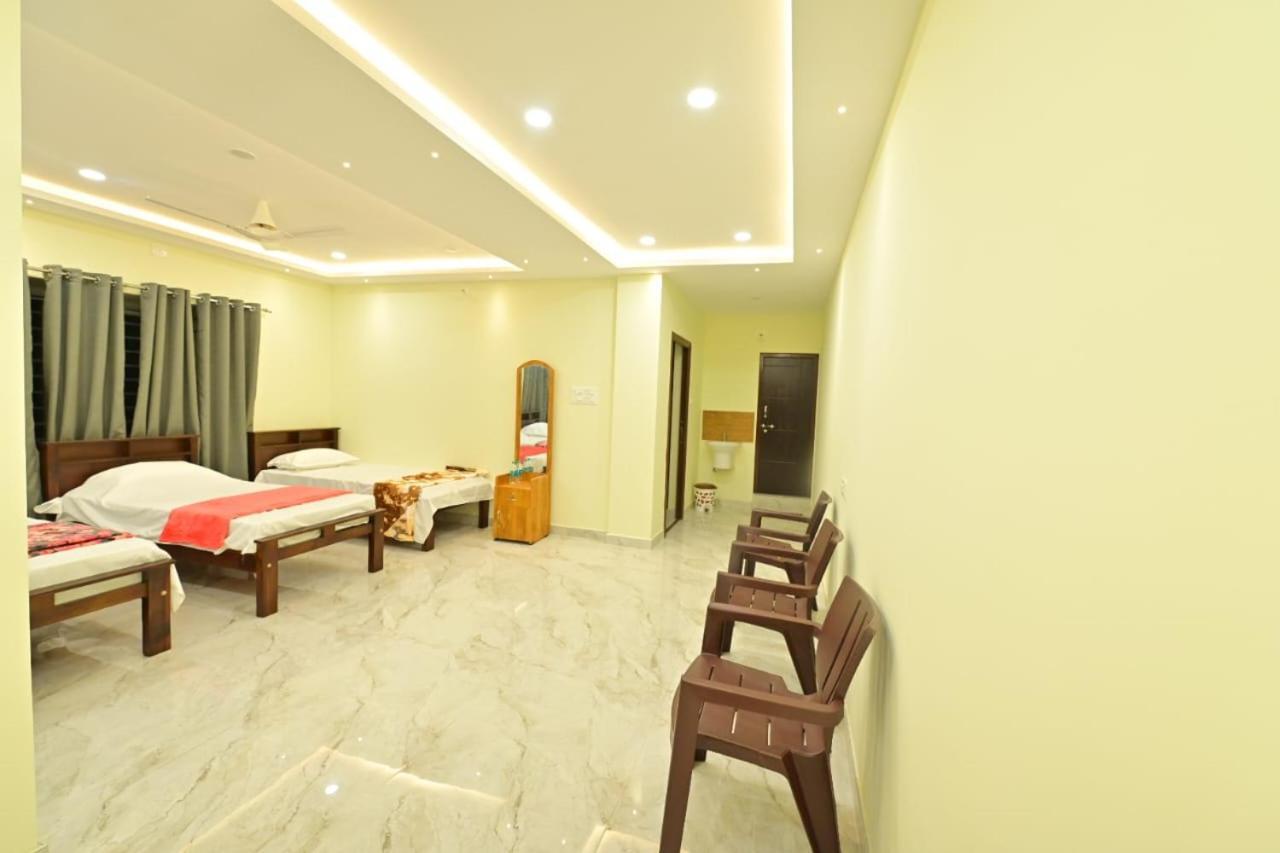 Gokula Homestay Subrahmanya エクステリア 写真