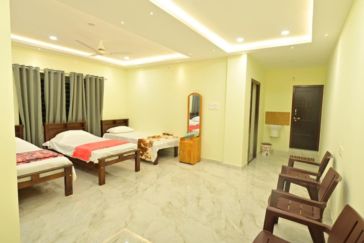 Gokula Homestay Subrahmanya エクステリア 写真